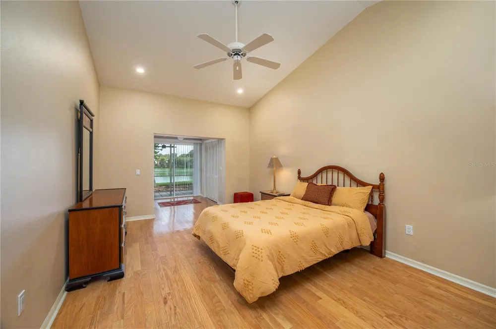 5667 WATER OAK LANE Mulberry, FL 33860