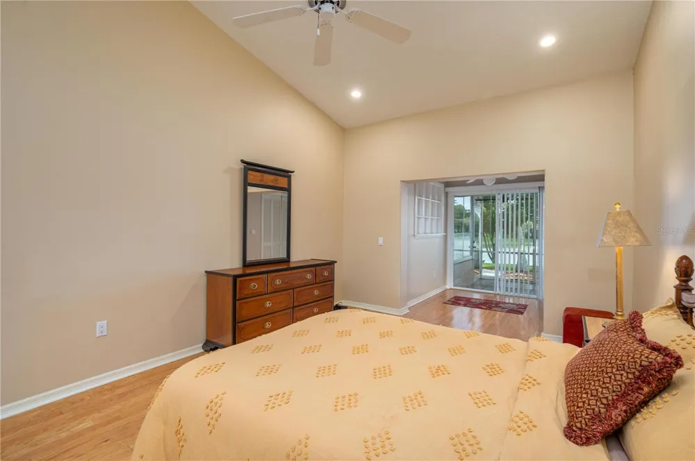 5667 WATER OAK LANE Mulberry, FL 33860