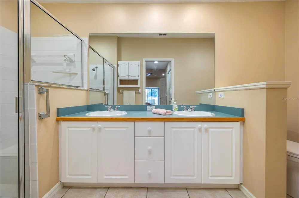 5667 WATER OAK LANE Mulberry, FL 33860
