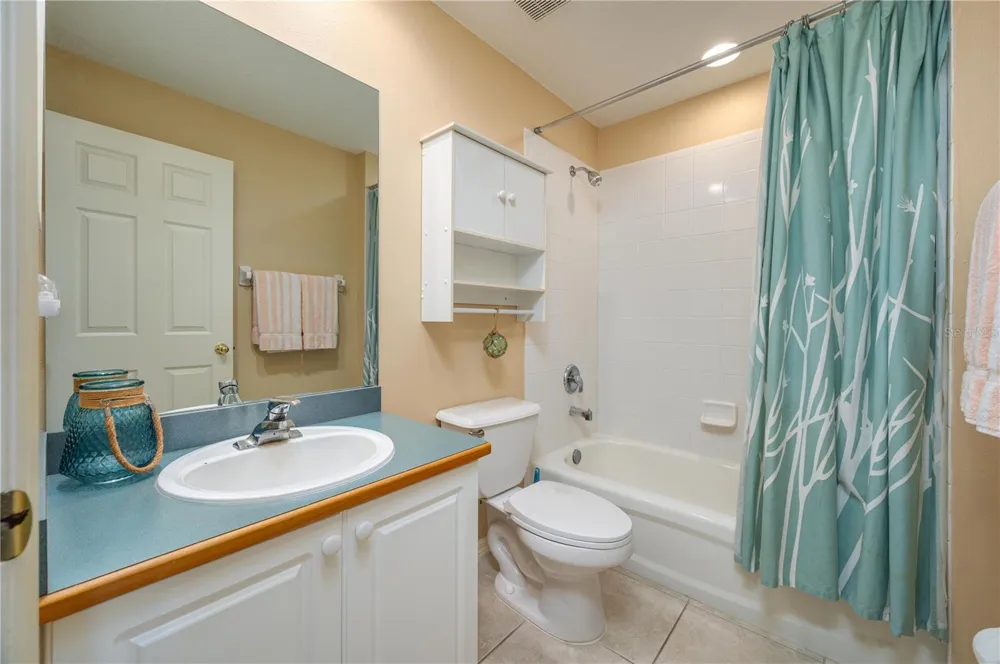 5667 WATER OAK LANE Mulberry, FL 33860