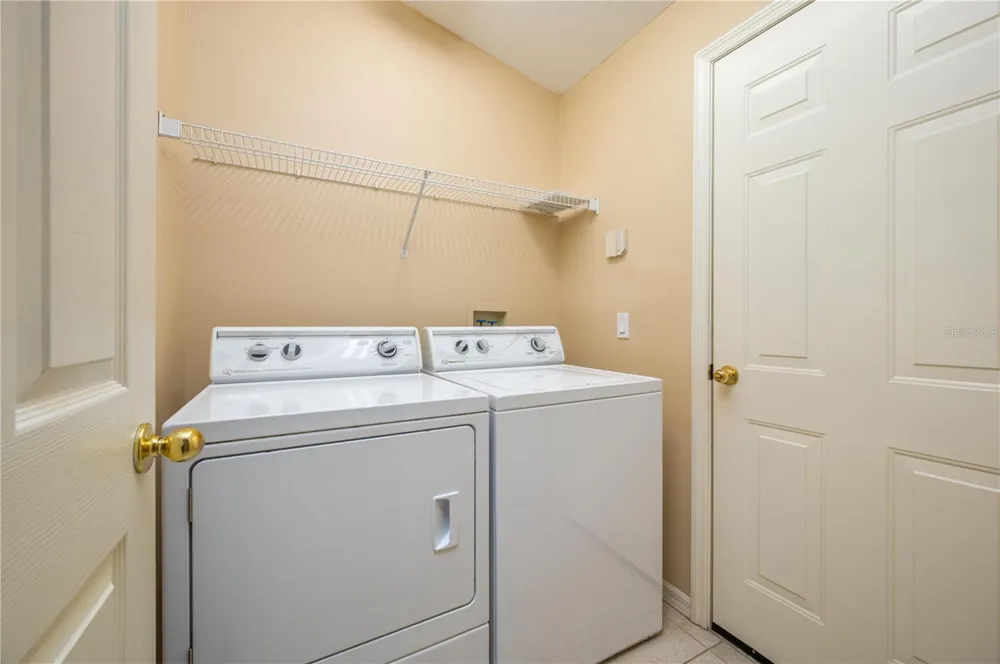 5667 WATER OAK LANE Mulberry, FL 33860