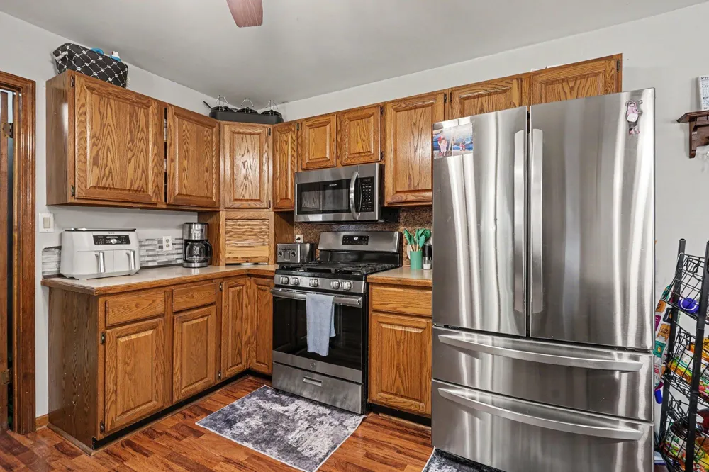 1452 Adams Avenue Muskegon, MI 49442