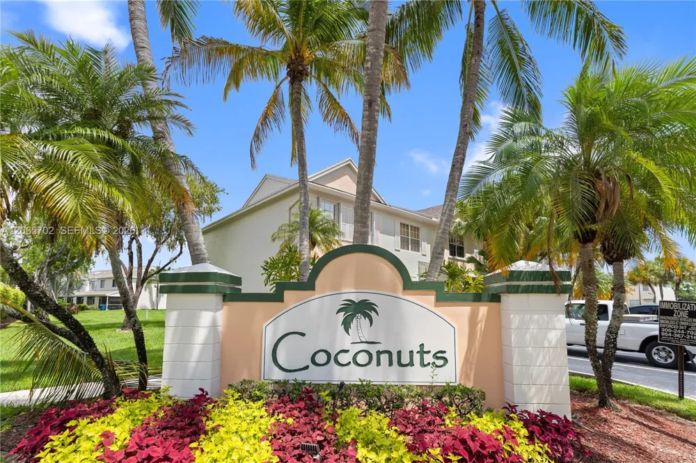 38 Truman Dr Weston, FL 33326