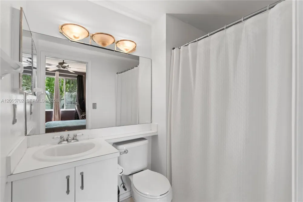 38 Truman Dr Weston, FL 33326