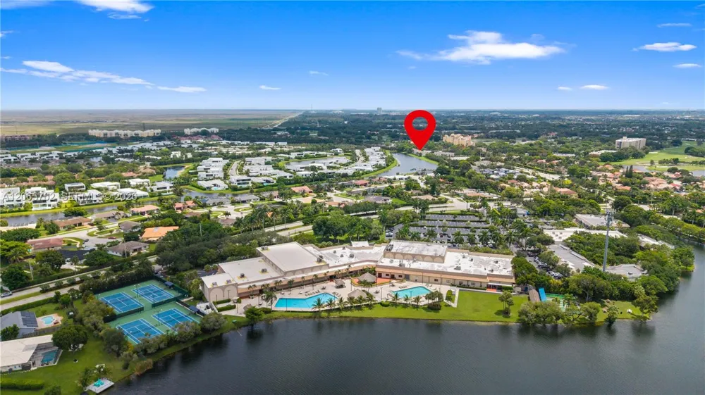 38 Truman Dr Weston, FL 33326