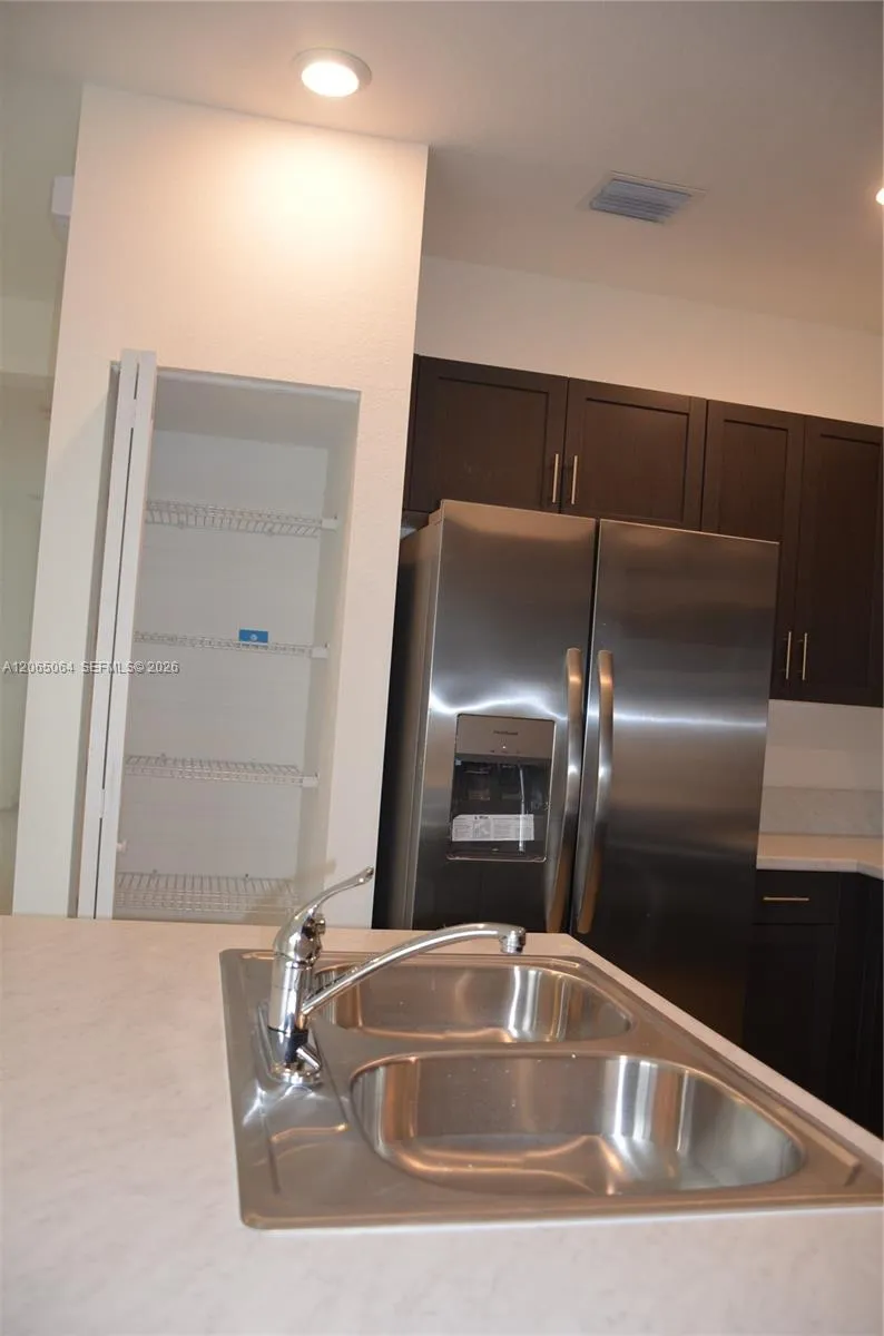 1801 SE 27th Ter Homestead, FL 33035