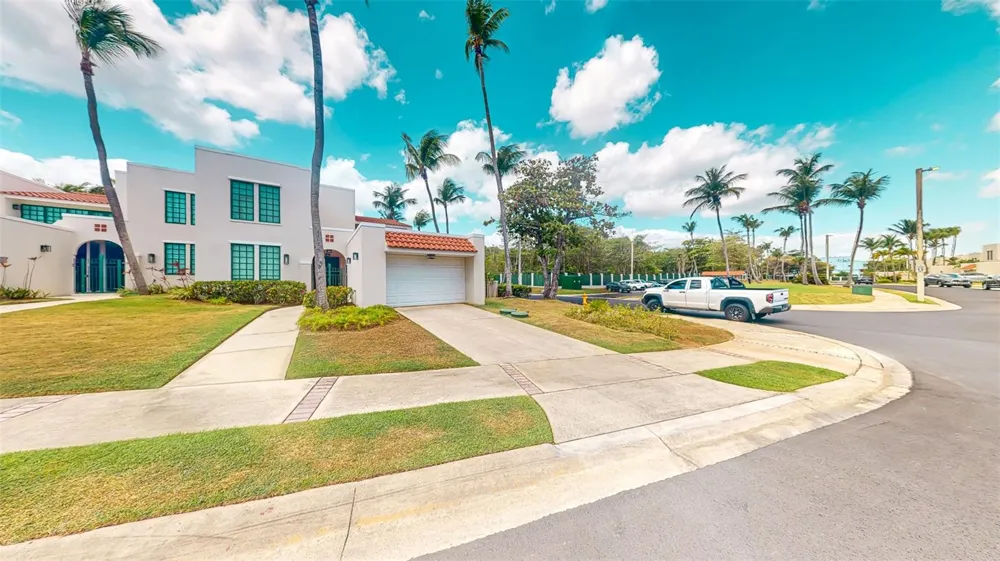 53 CALLE ARRECIFE Dorado, PR 00646