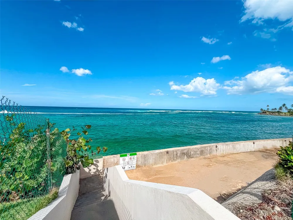 53 CALLE ARRECIFE Dorado, PR 00646