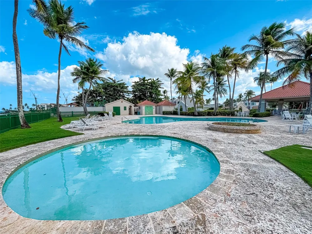 53 CALLE ARRECIFE Dorado, PR 00646