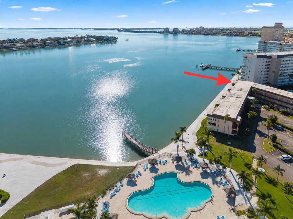 5020 BRITTANY DRIVE S #118 St Petersburg, FL 33715