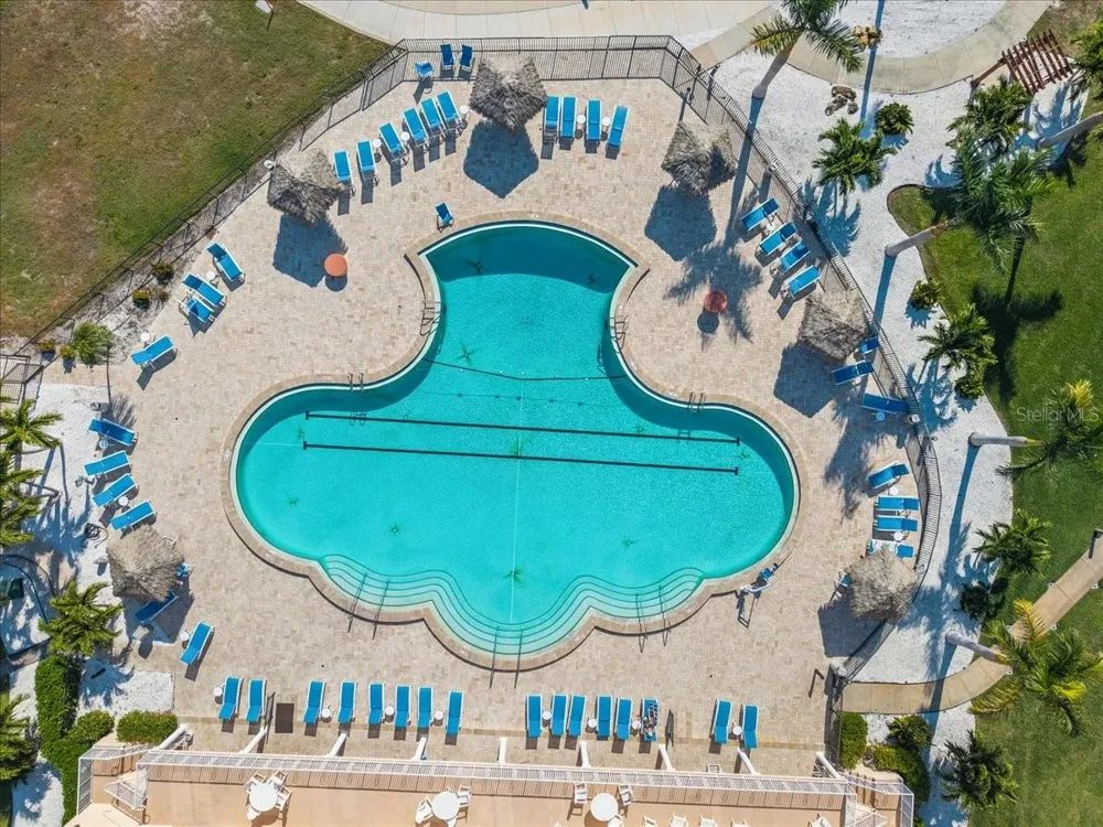 5020 BRITTANY DRIVE S #118 St Petersburg, FL 33715