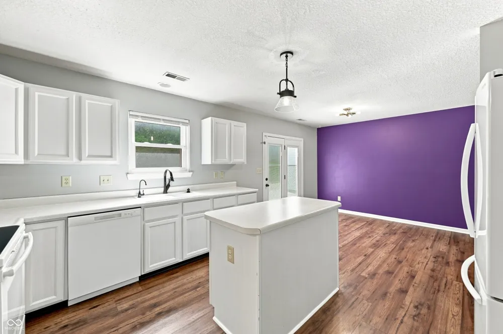 531 Danver Lane Beech Grove, IN 46107