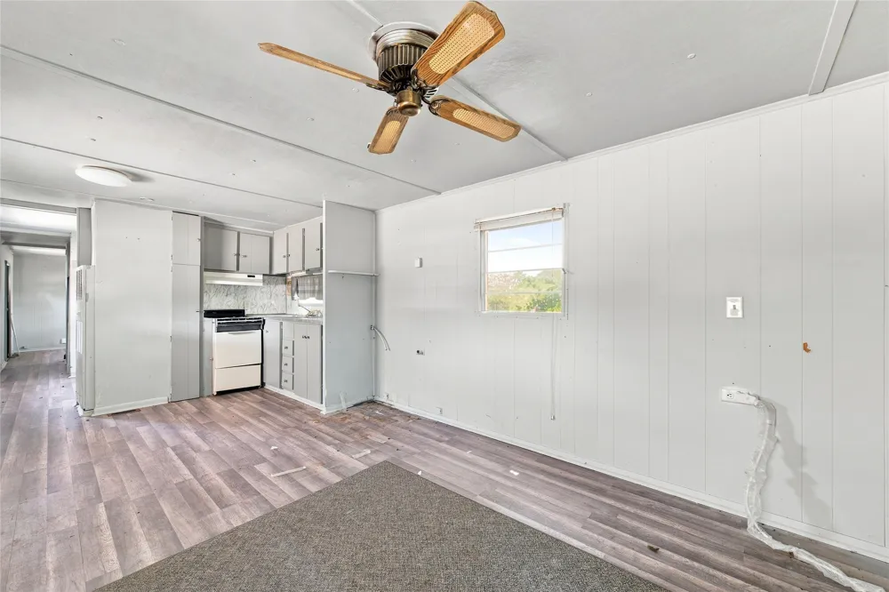 413 S Brazos Street Whitney, TX 76692