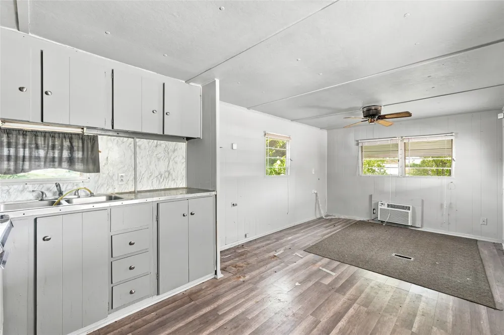 413 S Brazos Street Whitney, TX 76692