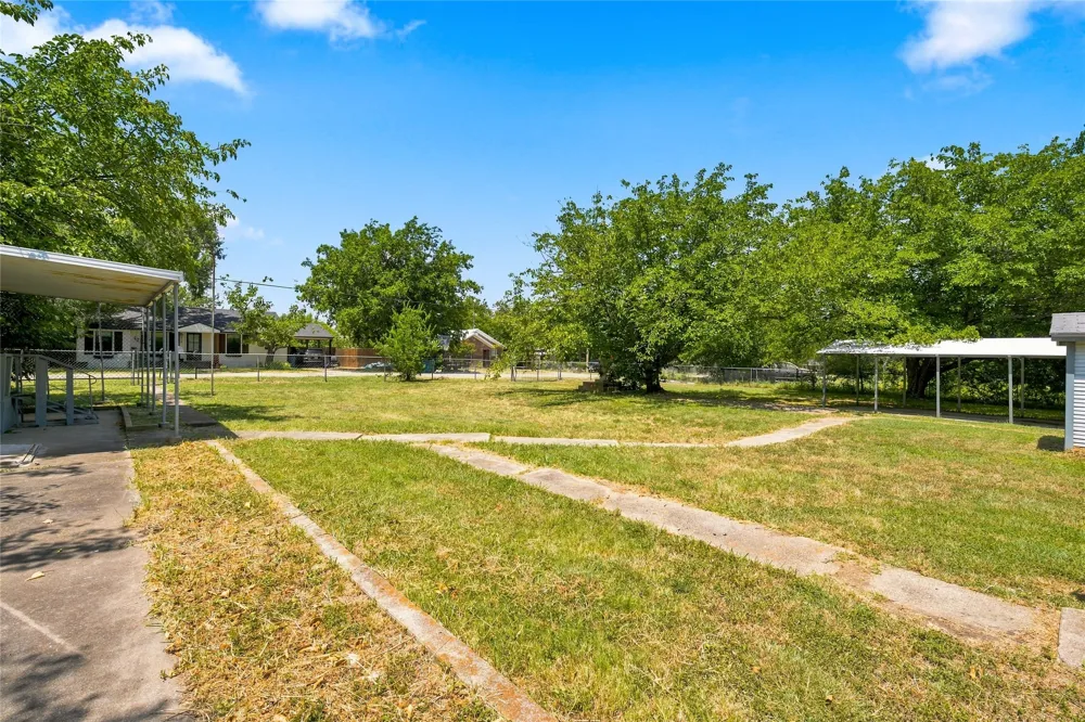 413 S Brazos Street Whitney, TX 76692
