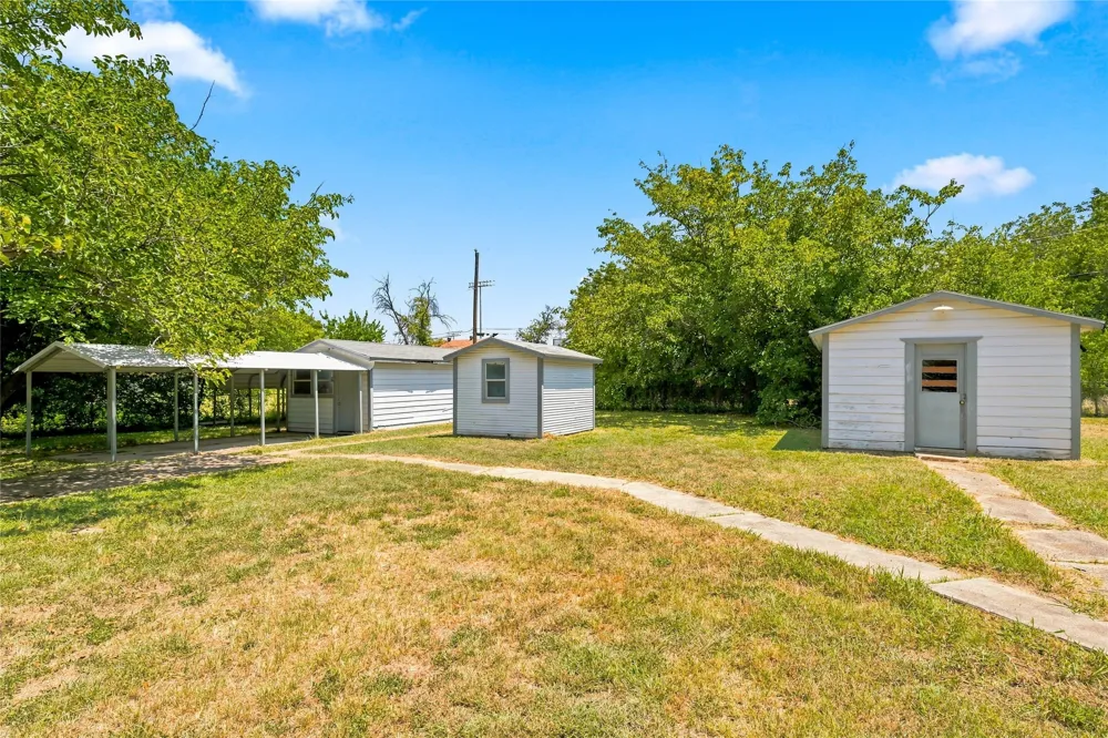 413 S Brazos Street Whitney, TX 76692