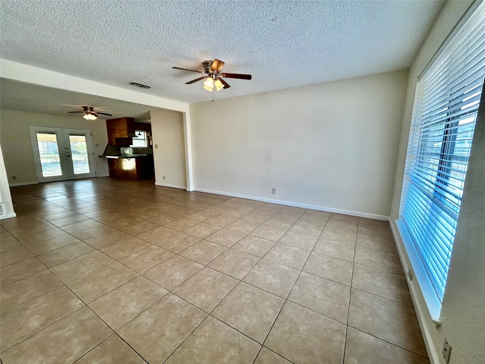 5908 Derek Drive Watauga, TX 76148