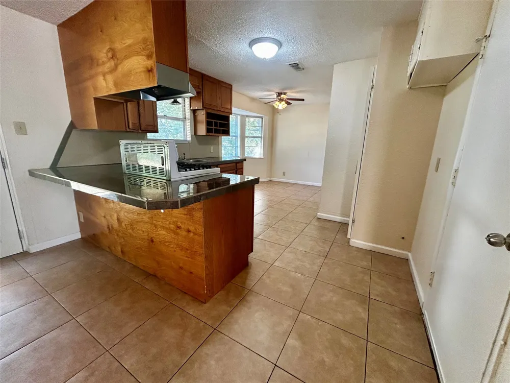 5908 Derek Drive Watauga, TX 76148