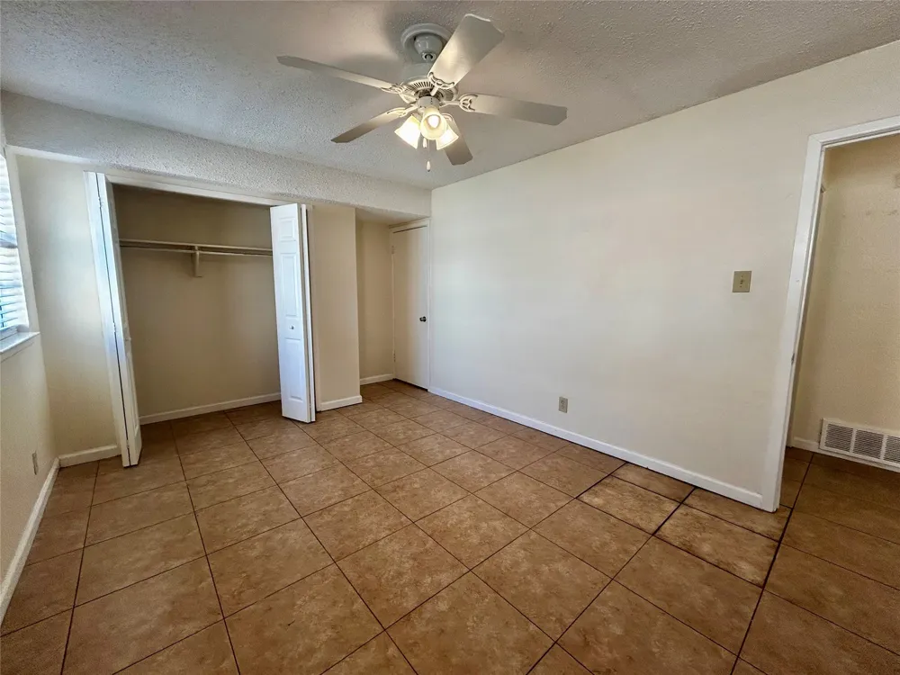 5908 Derek Drive Watauga, TX 76148