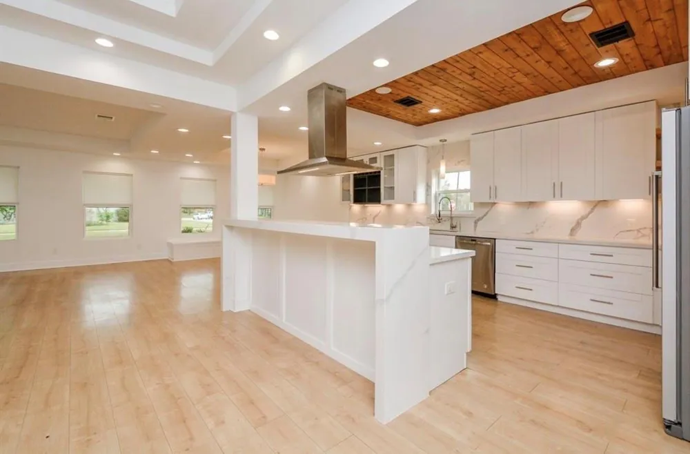 10603 Riverview Drive Houston, TX 77042