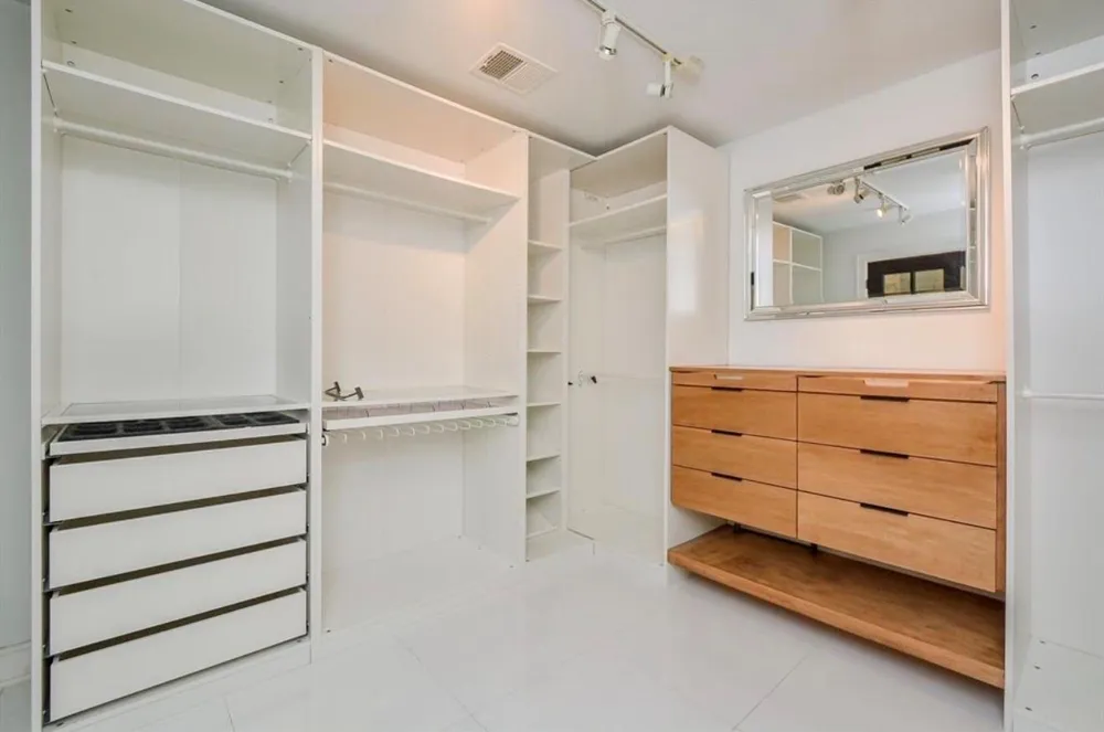 10603 Riverview Drive Houston, TX 77042