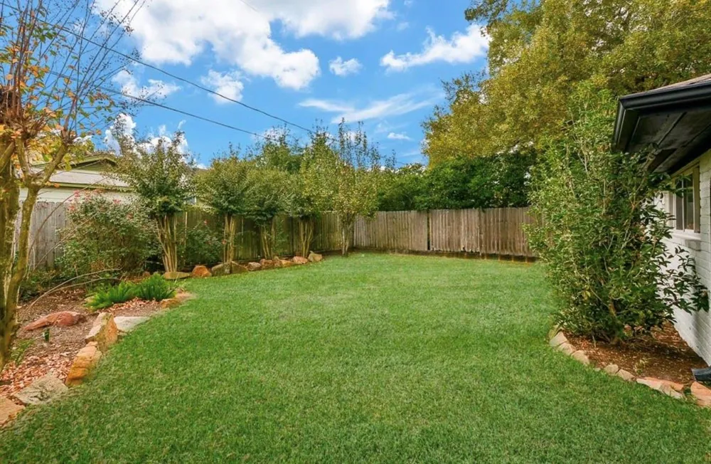 10603 Riverview Drive Houston, TX 77042