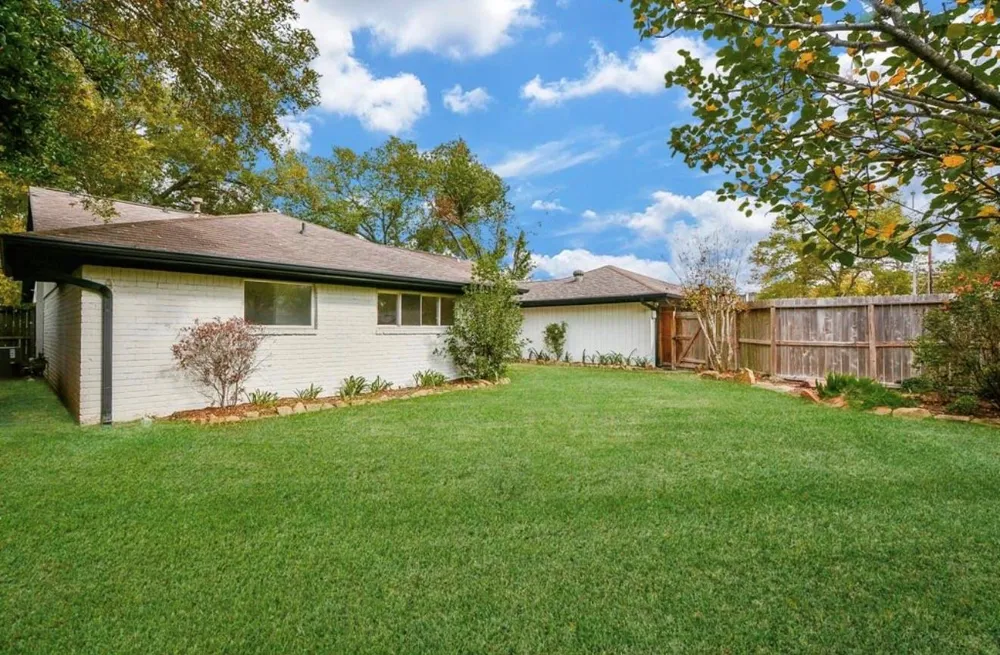 10603 Riverview Drive Houston, TX 77042