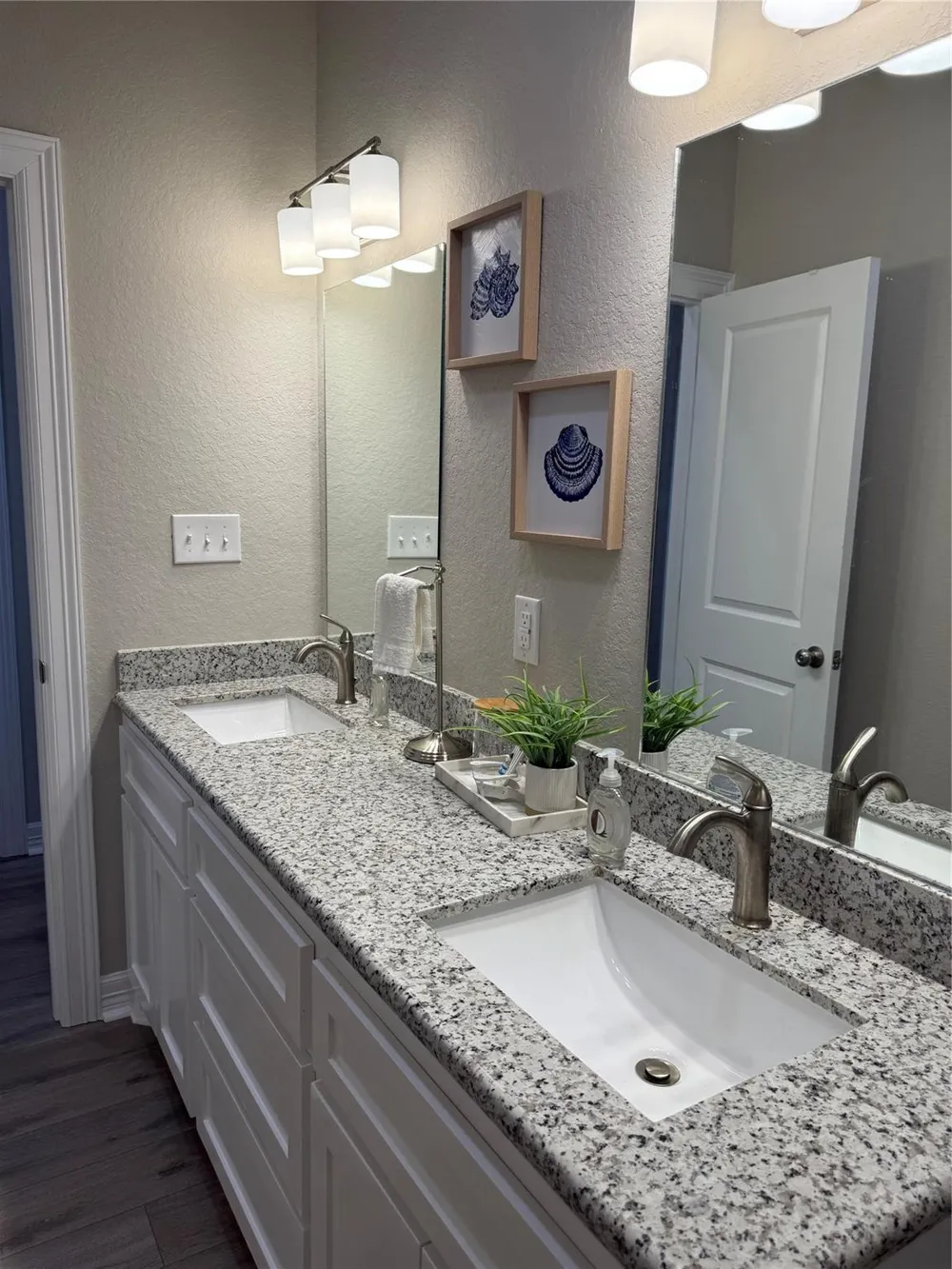 528 Thunder Road Surfside Beach, TX 77541