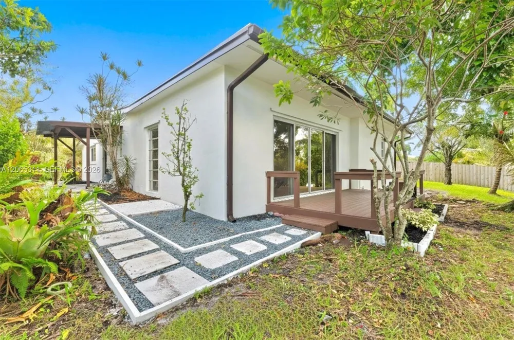 1905 NW 62nd Ter Margate, FL 33063