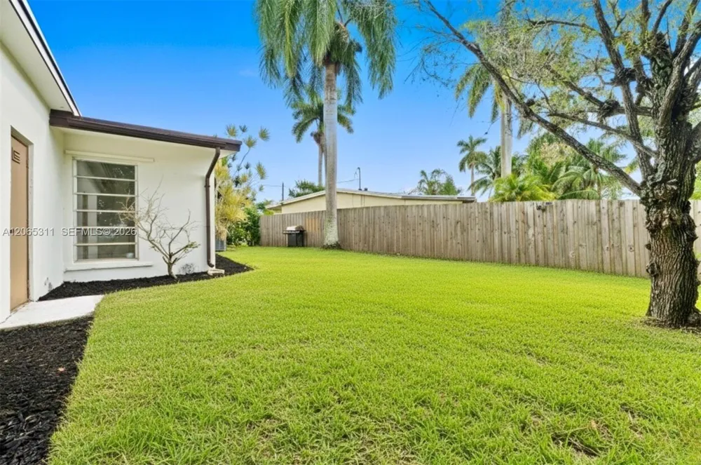 1905 NW 62nd Ter Margate, FL 33063
