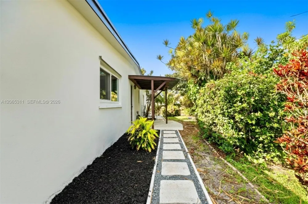 1905 NW 62nd Ter Margate, FL 33063