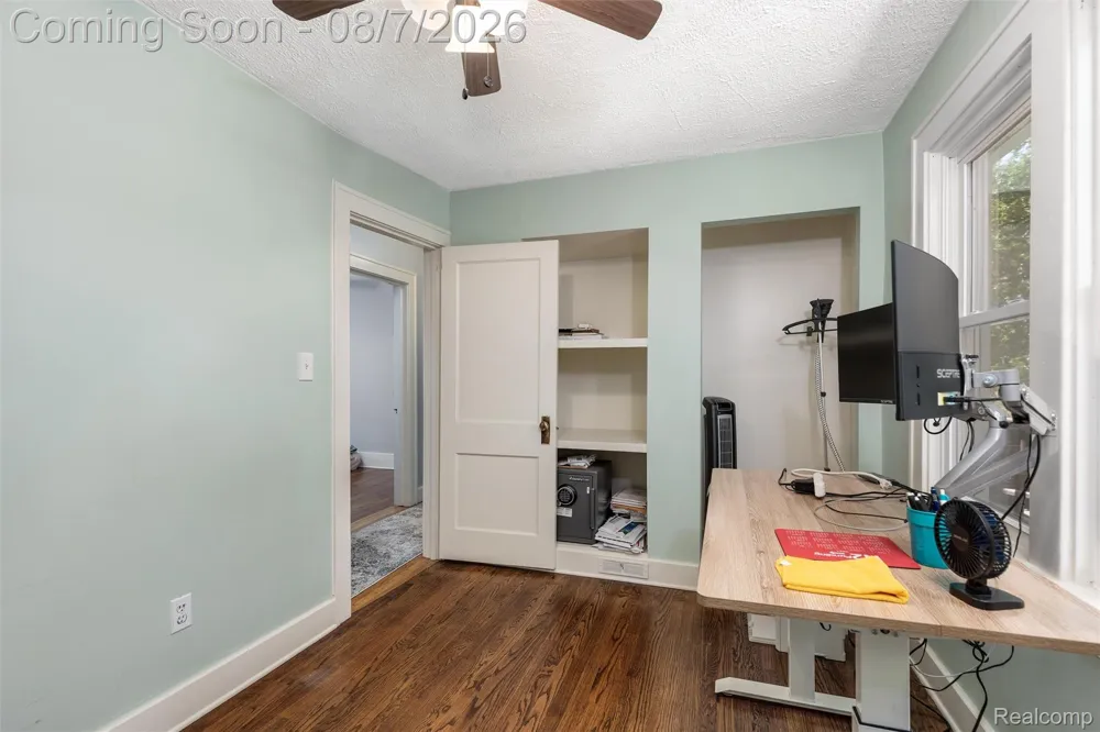 1007 E 6th Street Royal Oak City, MI 48067
