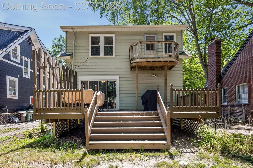 1007 E 6th Street Royal Oak City, MI 48067