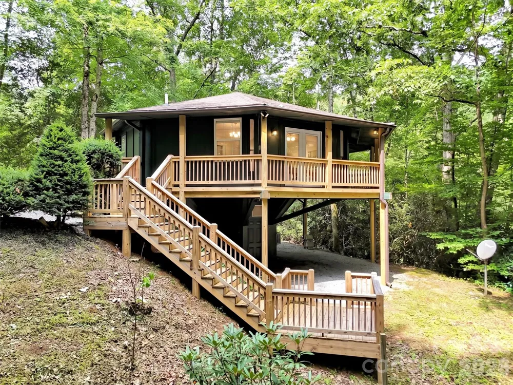 477 Mountain Forest Estate Sylva, NC 28779