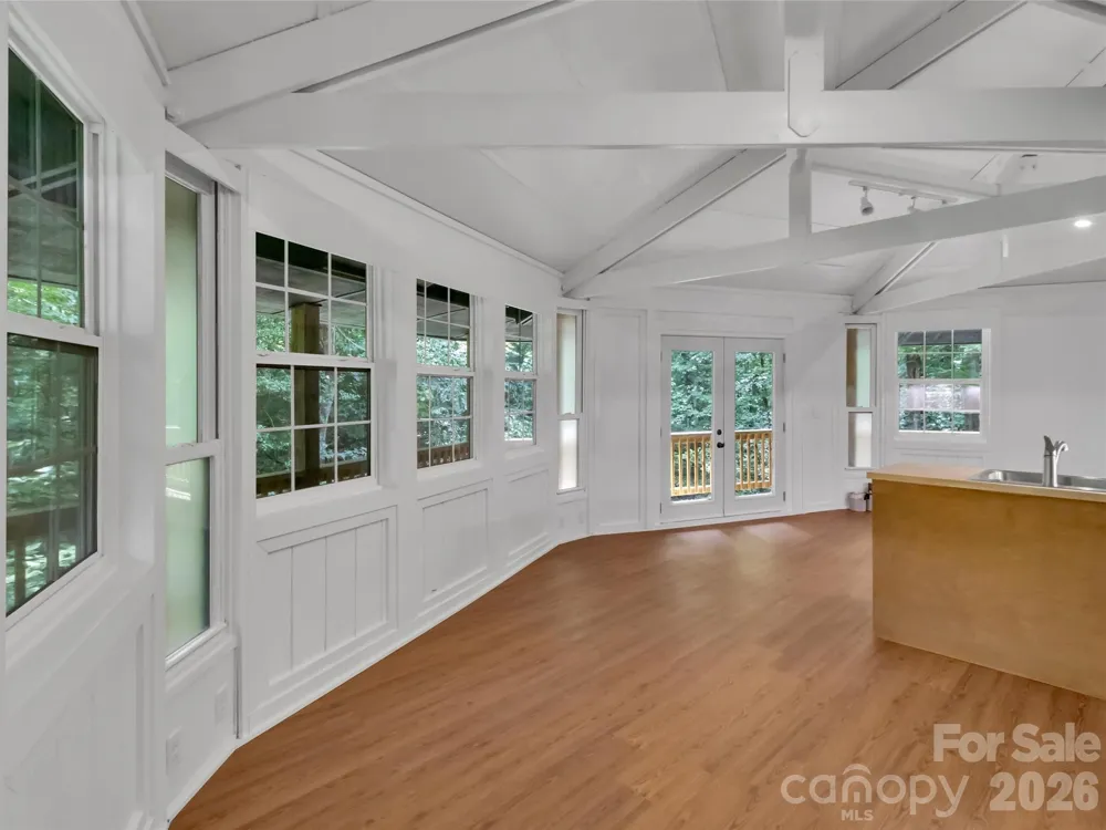 477 Mountain Forest Estate Sylva, NC 28779