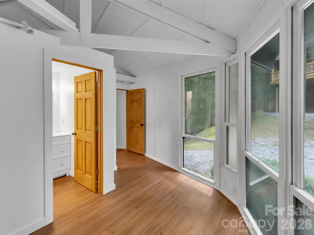 477 Mountain Forest Estate Sylva, NC 28779
