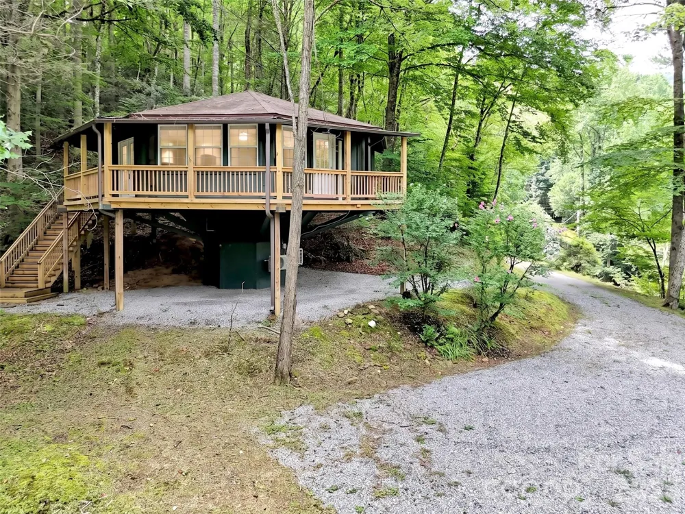 475 Mountain Forest Estate Sylva, NC 28779