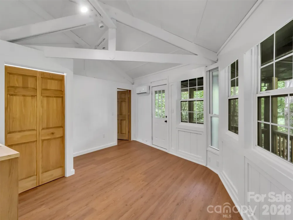 475 Mountain Forest Estate Sylva, NC 28779