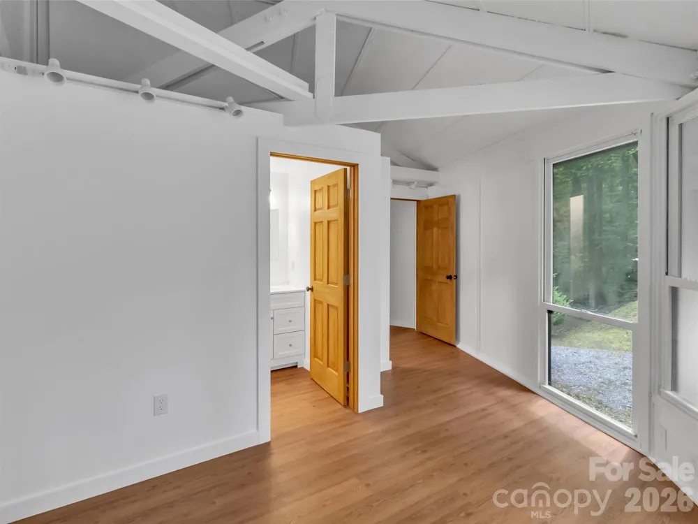 475 Mountain Forest Estate Sylva, NC 28779