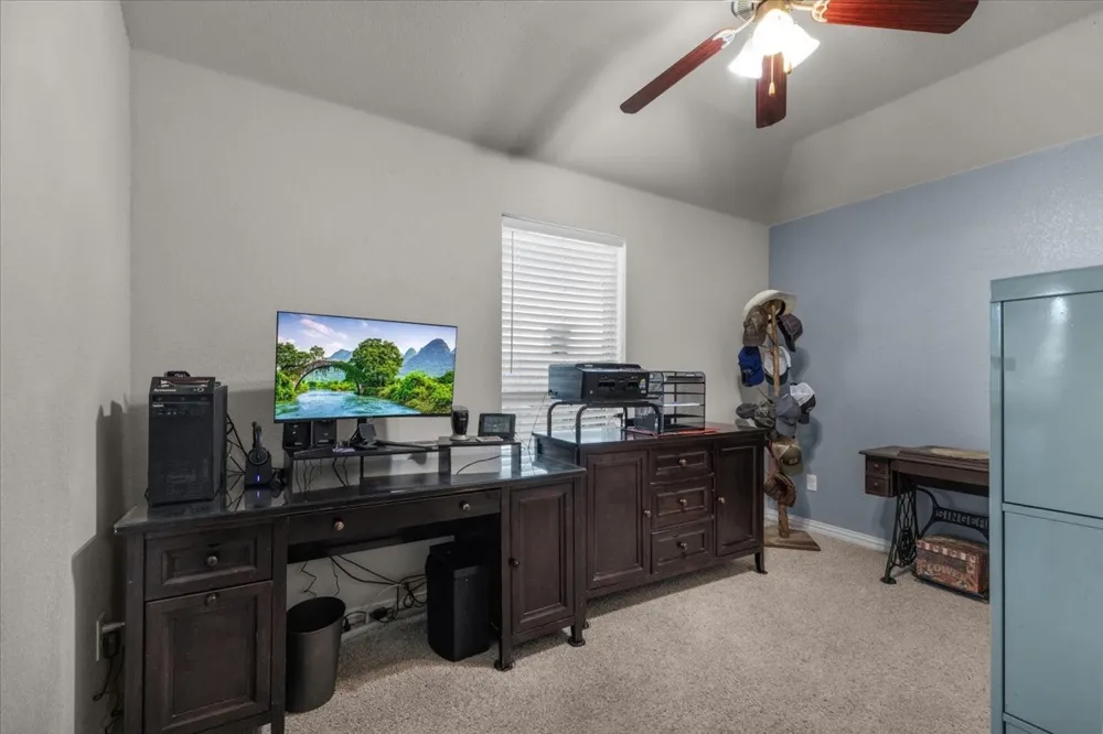 380 Lockwood Lane Weatherford, TX 76087