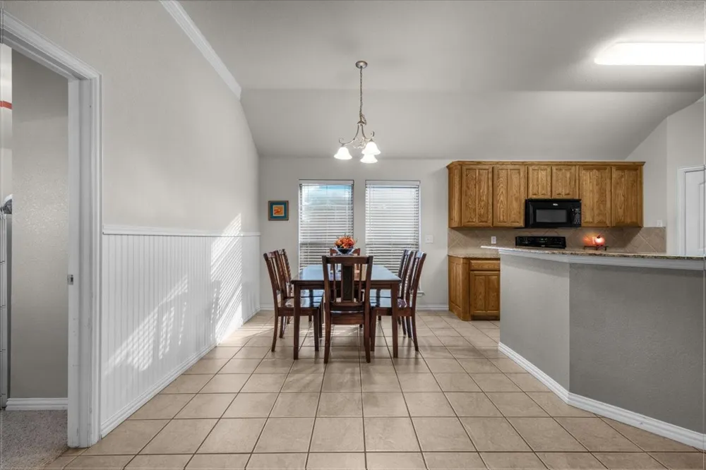 380 Lockwood Lane Weatherford, TX 76087