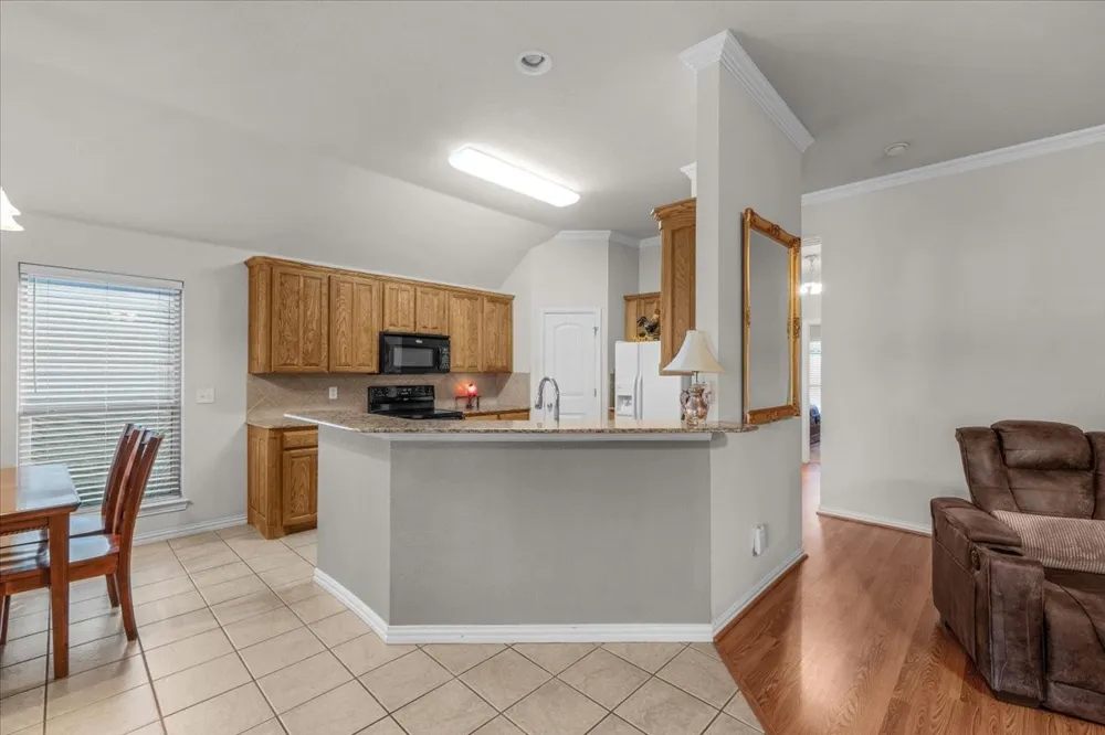 380 Lockwood Lane Weatherford, TX 76087
