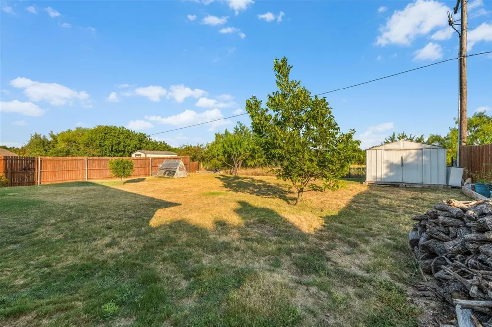 380 Lockwood Lane Weatherford, TX 76087