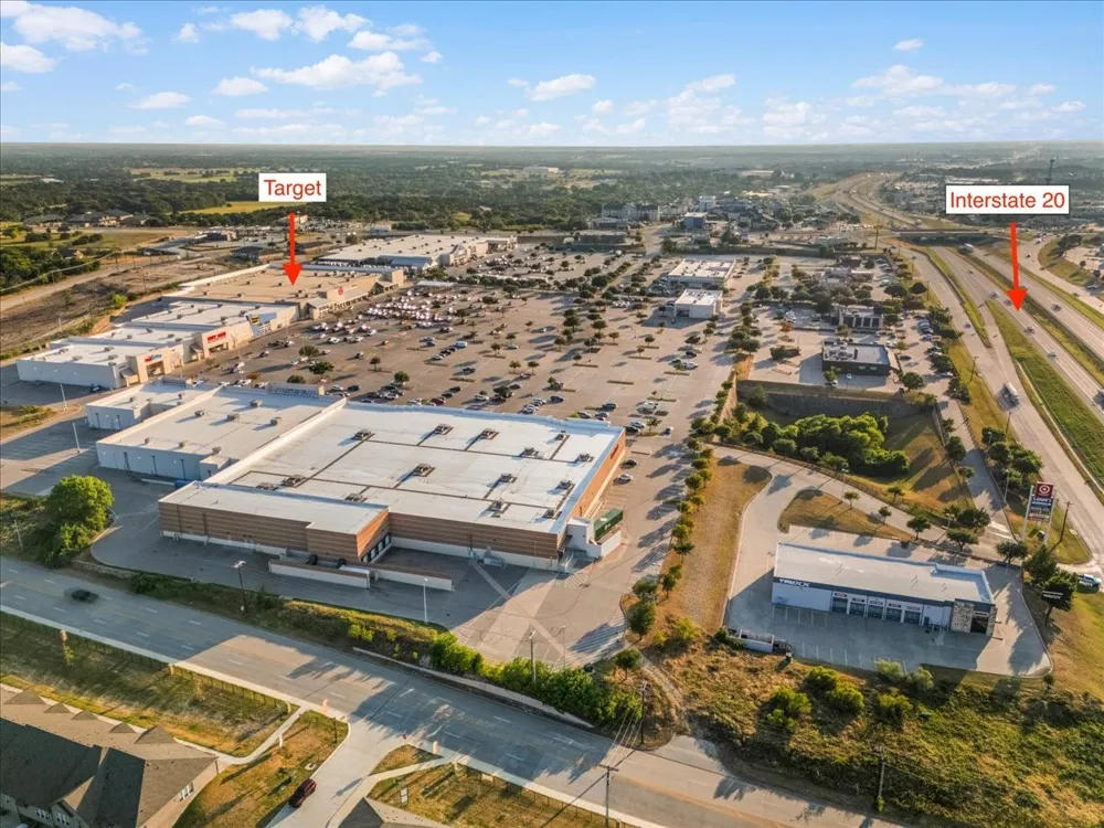 380 Lockwood Lane Weatherford, TX 76087