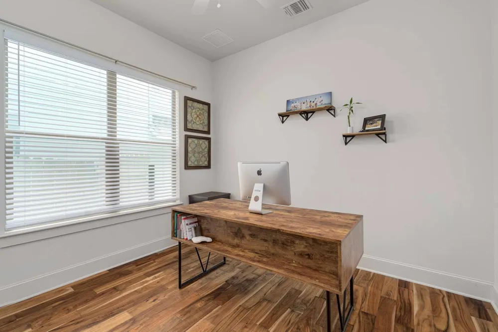 10129 Longhorn Skwy Dripping Springs, TX 78620