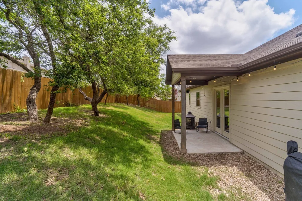 10129 Longhorn Skwy Dripping Springs, TX 78620