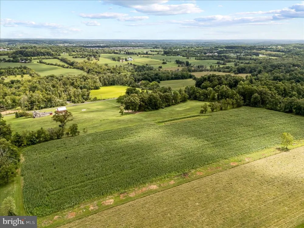 4099 CURLY HILL ROAD Doylestown, PA 18902