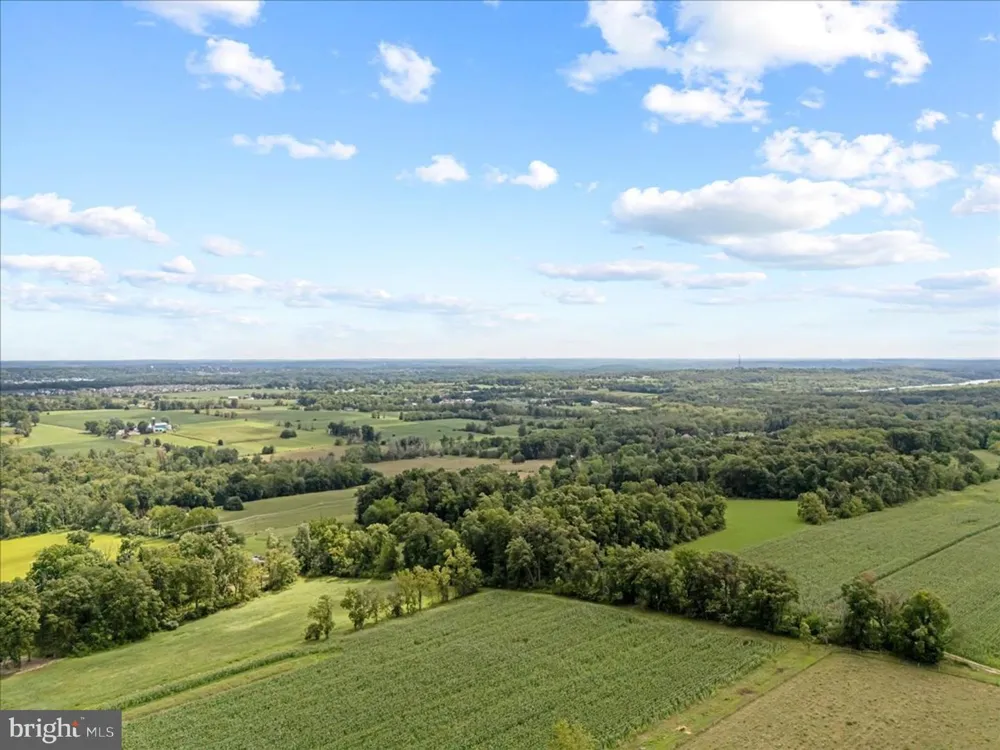 4099 CURLY HILL ROAD Doylestown, PA 18902