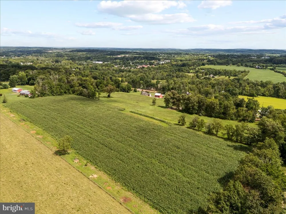 4099 CURLY HILL ROAD Doylestown, PA 18902