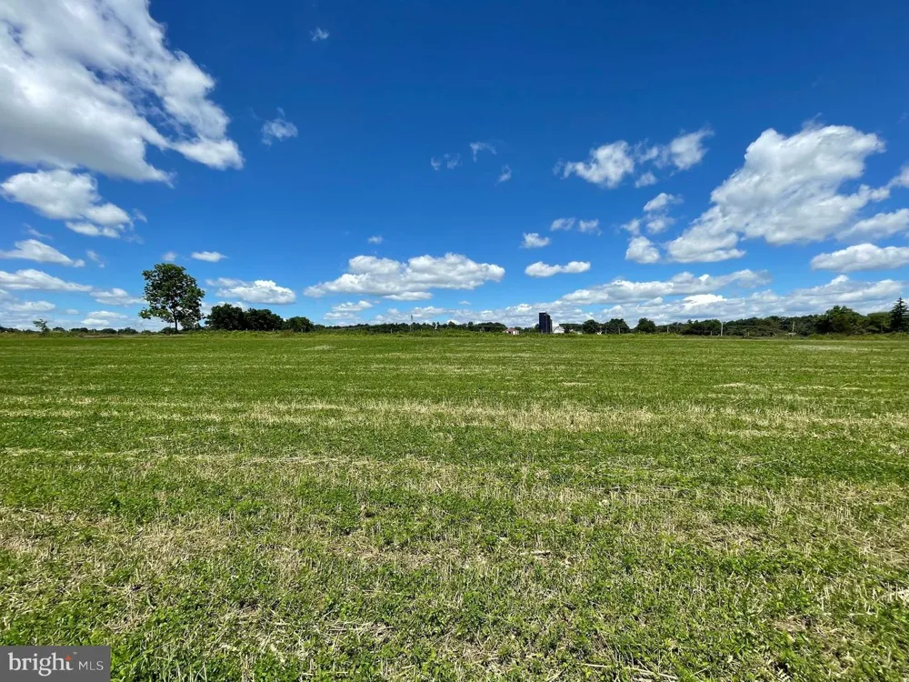 4099 CURLY HILL ROAD Doylestown, PA 18902